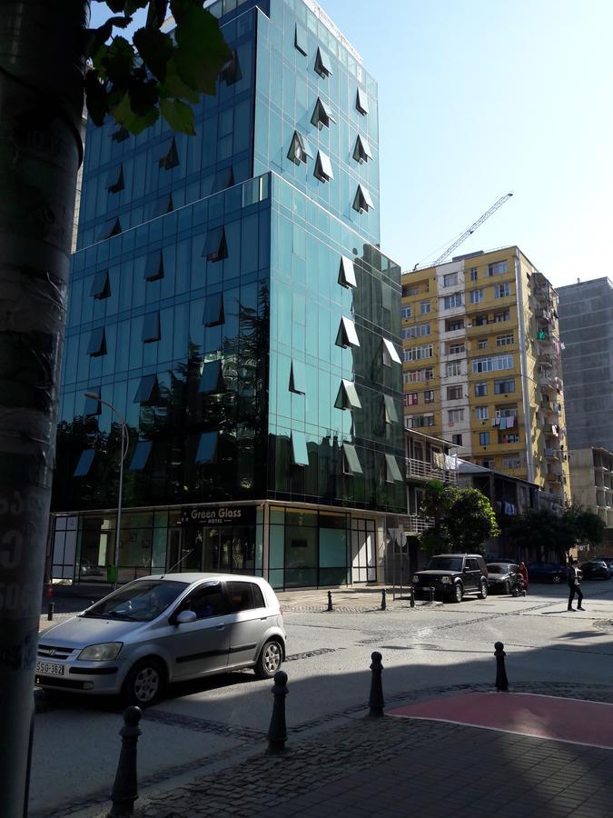 Hotel Green Glass バトゥーミ エクステリア 写真